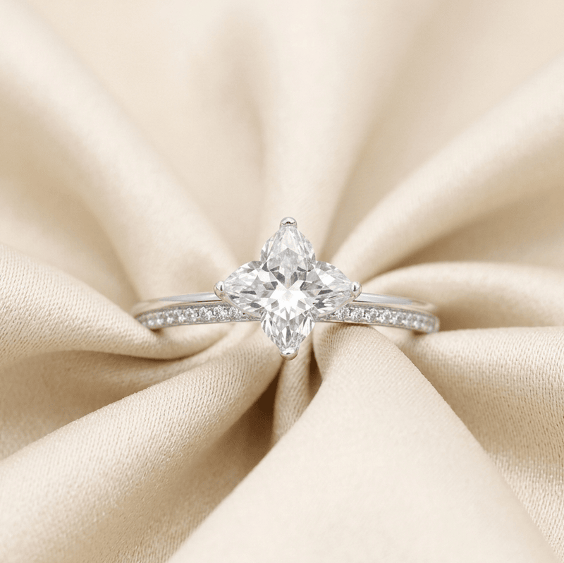 Amira Lily Ring