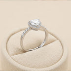 Amoura Heart Ring