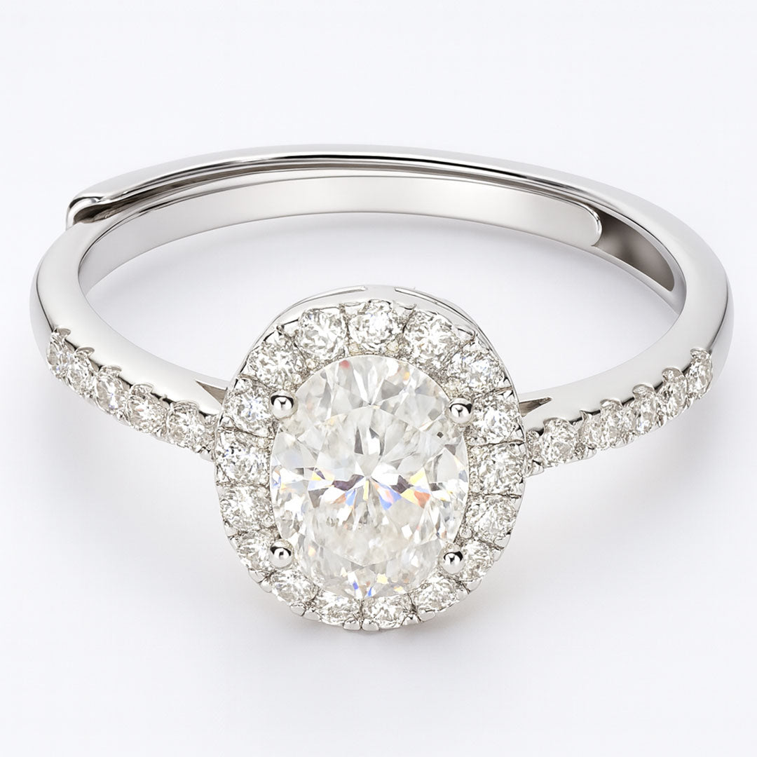 Elara Oval Ring