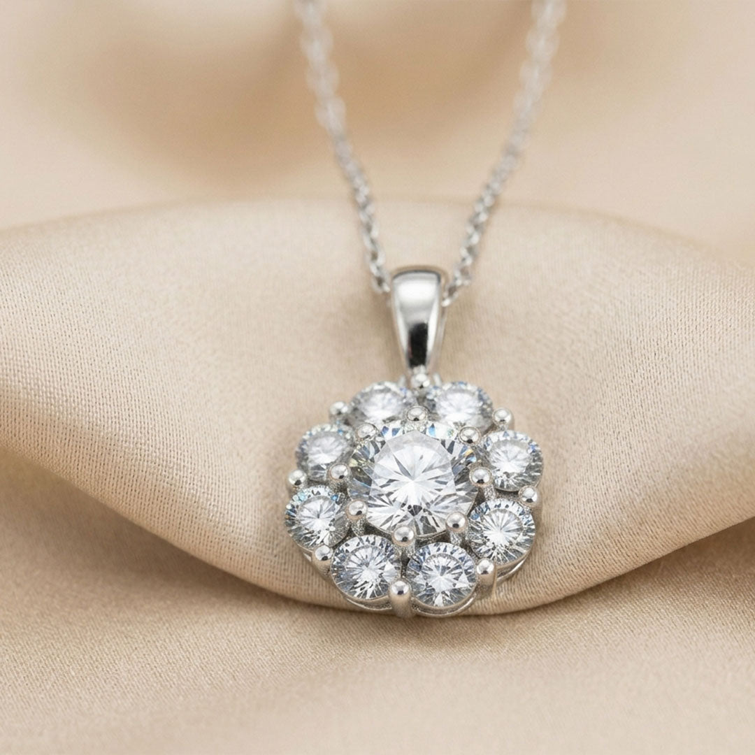 Evelyn Bloom Necklace