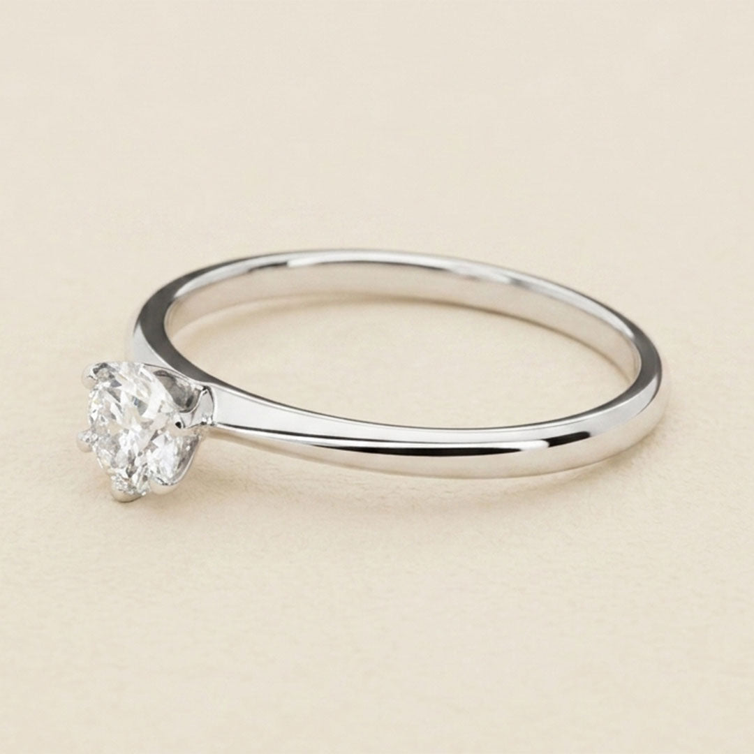 Aira Solitaire Ring