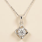 Elara Frame Necklace