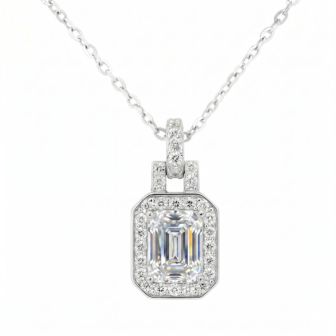Eclat Emerald Necklace